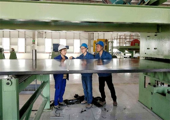 �������� ����ǰ�� ������˾�ڶ���Ԯ���ŶӸ���