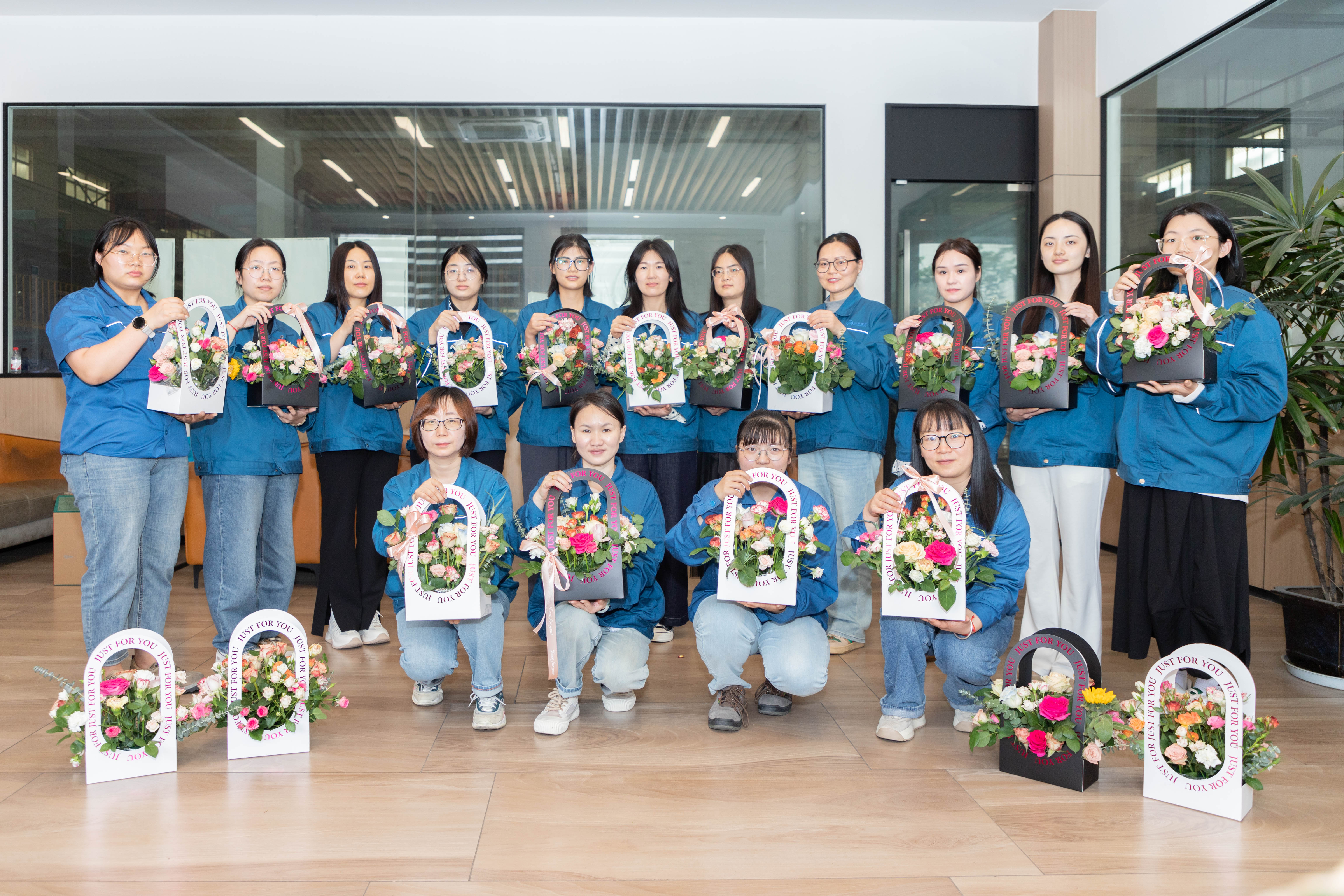 лл�������������������������ů�ҵ��������꣡