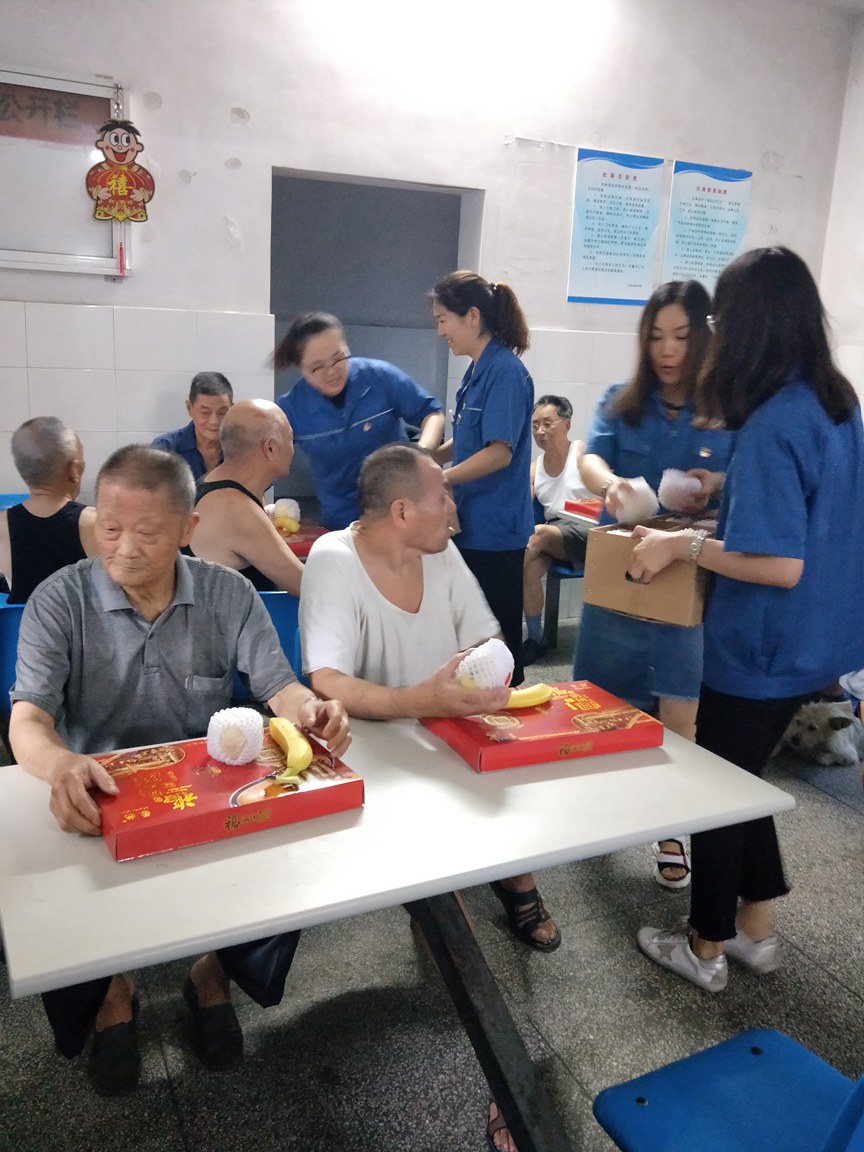 1539672168299641D5Kp.jpg 1.jpg